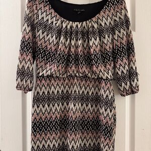 City Triangles Printed Knit Dress (Size M) — Chic & Comfortable